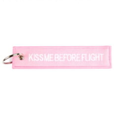 Porte_Clés_Kiss_Me_Before_Flight_101_INC